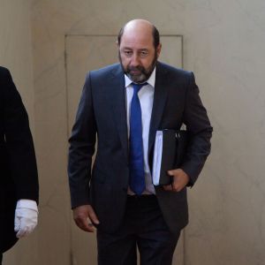 Kad Merad saison 4 : la série bientôt de retour ? Kad Merad hésite, mais...