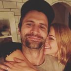 James Lafferty (Les Frères Scott) est fiancé à Alexandra Park ❤️