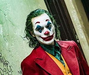 Joker 2 et 3 : Warner Bros et Joaquin Phoenix réfléchiraient à 2 suites pour 2022 et 2024