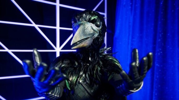 Mask Singer 2 intègre le corbeau : voici à quoi va servir ce nouveau personnage