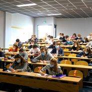 Covid-19 : des tests antigéniques débarquent dans les lycées pour tester les élèves et les profs