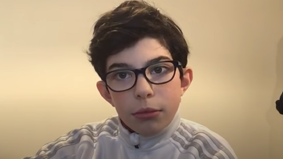 Booba, Maes, 13 Block... Les rappeurs valident JulienBeats, 12 ans, et ses critiques rap géniales