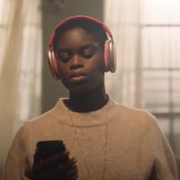Apple dévoile les AirPods Max, un casque audio incroyable