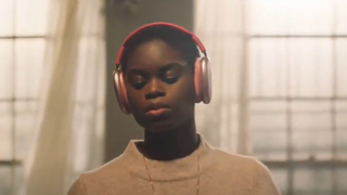 Apple dévoile les AirPods Max, un casque audio incroyable