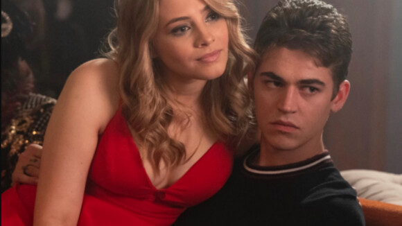 After - Chapitre 3 et 4 : Josephine Langford et Hero Fiennes-Tiffin annoncent la fin du tournage !