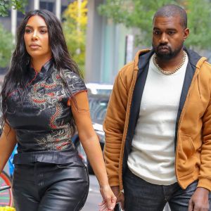 Kim Kardashian et Kanye West divorcés ? Leur mariage serait "irréparable", Kim commencerait à s'adapter à son célibat et les soeurs Kardashian auraient validé la rupture