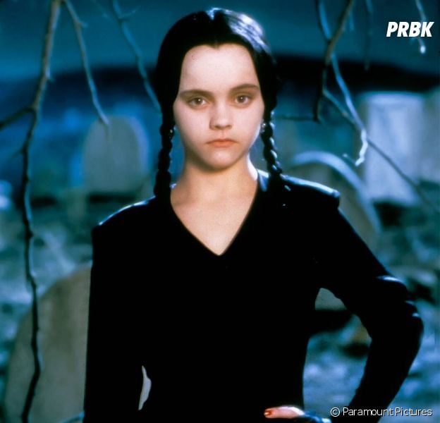La Famille Addams : Tim Burton va réaliser une série centrée sur Mercredi pour Netflix