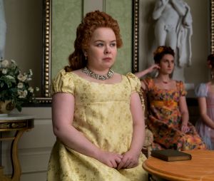 Nicola Coughlan (Penelope Featherington dans La Chronique des Bridgerton) clashée sur son poids : elle répond, demande aux gens d'arrêter de lui poser des questions sur ses kilos et précise ne pas vouloir représenter le mouvement body positive