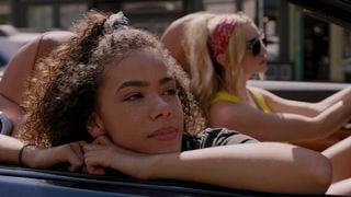 Ginny & Georgia : avec qui les acteurs de la série Netflix sont-ils en couple ?