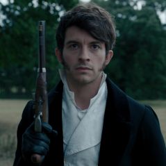 Jonathan Bailey (La Chronique des Bridgerton) "traumatisé" par le succès de la série