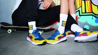 Lidl : ses sneakers de retour cet été, des bouées et des tongs également au programme