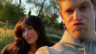 Miguel Bernardeau (Elite) : l'acteur s'affiche avec sa chérie, déclaration d'amour sur Instagram