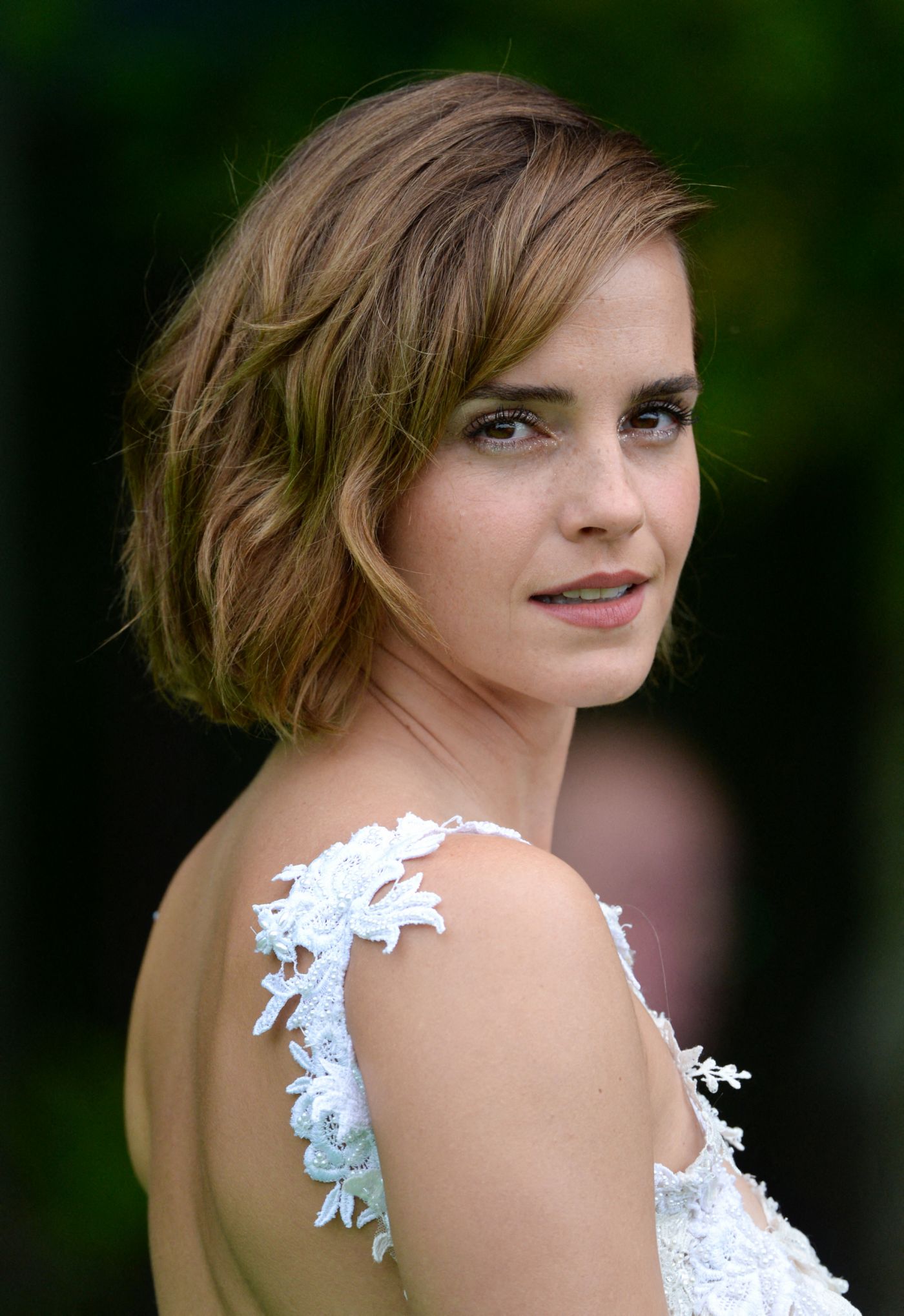 https://static1.purebreak.com/articles/9/22/13/49/@/772185-emma-watson-enceinte-les-fans-se-posen-amp_article_image_big-1.jpg