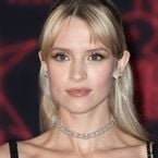 Angèle : "C'était violent", la chanteuse revient sur la haine reçue après l'affaire Roméo Elvis