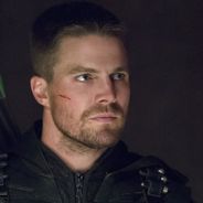 Arrow de retour ? Stephen Amell a de grandes ambitions sanglantes, &quot;ça serait vraiment cool&quot;