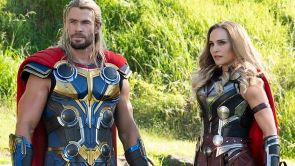 Chris Hemsworth : son attention adorable envers Natalie Portman pour leur baiser sur le tournage de Thor - Love and Thunder