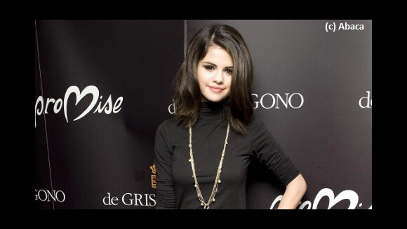 Selena Gomez ... Elle s'éclate avec son groupe avant son concert (video)