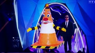 Mask Singer 4 : le cône débarque et les internautes savent déjà qui il cache !