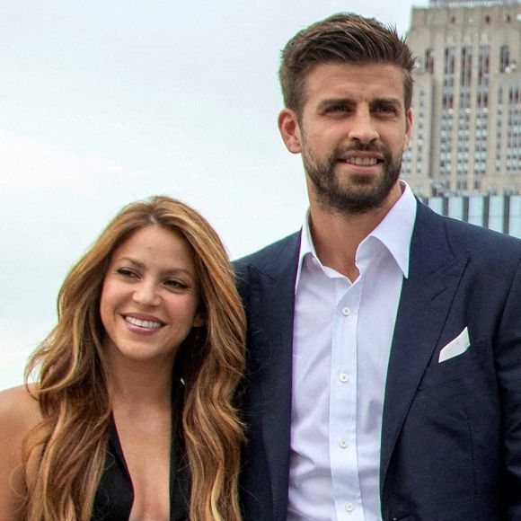 Shakira séparée du footballeur Gerard Piqué après 12 ans de relation et 2 enfants : raisons de leur rupture, rumeurs de tromperies... Elle se confie.