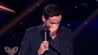 Mask Singer 4 : un énorme spoiler sur l'identité des candidats pendant la pub ? Les internautes hallucinent !
