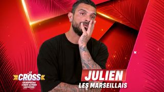 "Même riche, je n'achète pas ça" : la tenue de Julien Tanti fait hurler les internautes