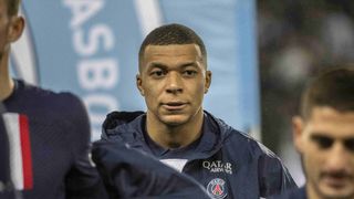 "Réglez ça entre adultes et en privé" : grosses tensions au PSG entre un joueur et Kylian Mbappé ? Une histoire de jalousie fait trembler le club