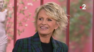 "Il est affreux" : une acheteuse d'Affaire conclue attaque un objet signé Yves Saint Laurent, "C'est un peu violent à avaler..."