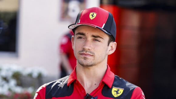 "C'est devenu Batman le mec" : Charles Leclerc filmé en pleine course poursuite avec des braqueurs, la vidéo folle qui régale les fans de Ferrari