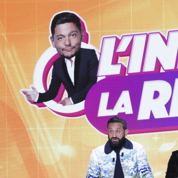 Exclusif - Cyril Hanouna, Sasha Elbaz - Sur le plateau de l’émission TPMP (Touche Pas à Mon Poste) présentée en direct par C.Hanouna et diffusée sur C8 - Paris le 06/10/2022 - © Jack Tribeca / Bestimage  (No Web - pour suisse et Belgique) 