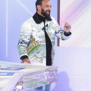 Exclusif - Cyril Hanouna - Sur le plateau de l’émission TPMP (Touche Pas à Mon Poste) présentée en direct par C.Hanouna et diffusée sur C8 - Paris le 06/10/2022 - © Jack Tribeca / Bestimage  (No Web - pour suisse et Belgique) 