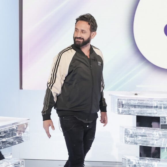 Exclusif - Cyril Hanouna - Sur le plateau de l’émission TPMP (Touche Pas à Mon Poste) présentée en direct par C.Hanouna et diffusée sur C8 - Paris le 30/09/2022 - © Jack Tribeca / Bestimage  (No Web - pour suisse et Belgique) 