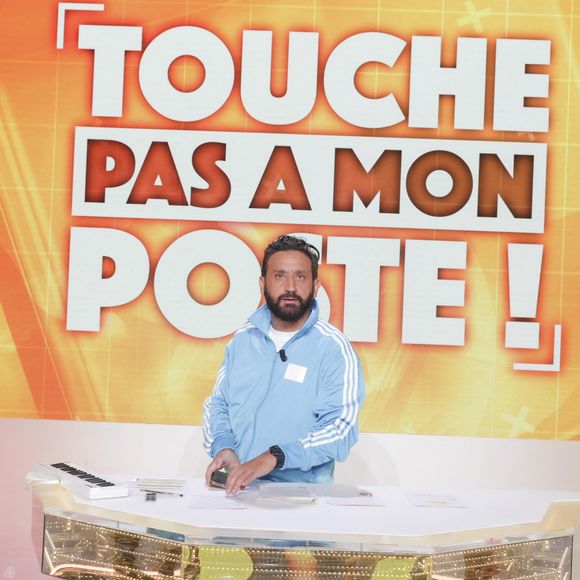 Exclusif - Cyril Hanouna - Sur le plateau de l’émission TPMP (Touche Pas à Mon Poste) présentée en direct par C.Hanouna et diffusée sur C8 - Paris le 27/09/2022 - © Jack Tribeca / Bestimage 