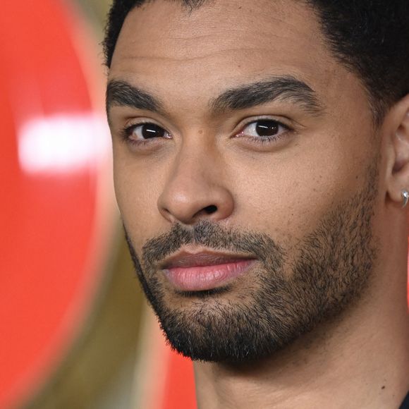 Regé-Jean Page - Photocall de la première du film Donjons et Dragons : L'Honneur des voleurs au Cineworld à Londres le 23 mars 2023.  