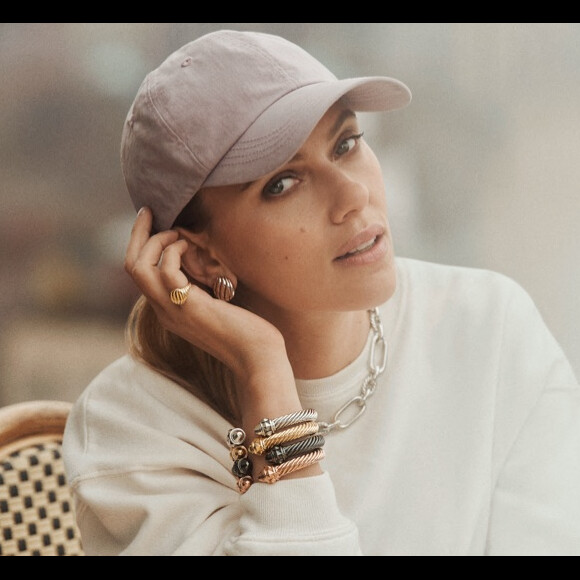 Scarlett Johansson dans la campagne de publicité de la nouvelle collection de bijoux de la marque américaine David Yurman