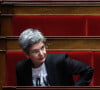 En septembre 2017, Sandrine Rousseau vient présenter dans "On est pas couché" son livre "Parler", au sein duquel elle relate l'agression sexuelle qu'elle a subi et dont fut mis en cause l'ex-membre des Verts Denis Baupin. Face à elle, les chroniqueurs Yann Moix et Christine Angot l'assaillent de piques agressives et l'accusent notamment Sandrine Rousseau d'instrumentaliser la question des violences sexuelles.
Sandrine Rousseau, députée EELV - Séance de questions au gouvernement à l'assemblée nationale, Paris, le 2 avril 2023 © Stéphane Lemouton / Bestimage