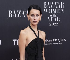 Milena Smit - Photocall de la cérémonie "Women of the year 2022" du Harper's Bazaar au cinéma Callao à Madrid le 16 novembre 2022.