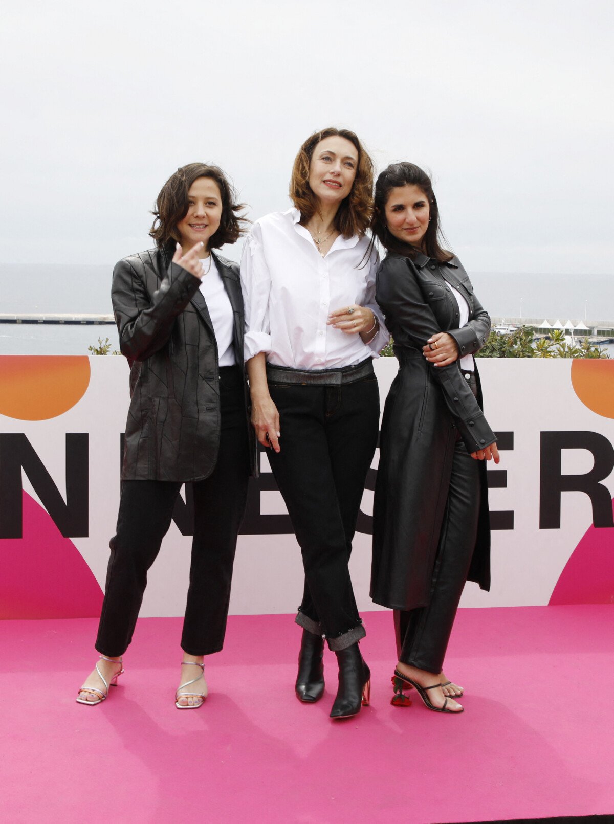 Photo : Laura Felpin, Natacha Lindinger et Geraldine Nakache - Photocall de  la série 