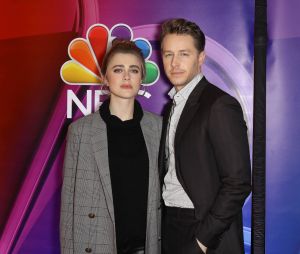 Melissa Roxburgh et Josh Dallas lors du photocall de la conférence de presse de la NBC à New York le 24 janvier 2019.