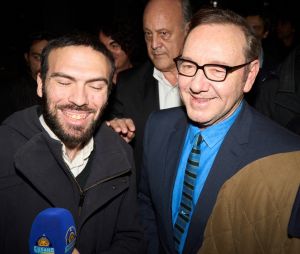 Ces dernières années, Kevin Spacey s'est assez peu exprimé à ce sujet. Mais en ce mois de juin 2023, il est revenu à la charge le temps d'une interview exclusive destinée au média allemand ZEITmagazin. Et le moins que l'on puisse dire, c'est que l'Américain de a plaidé non coupable n'a absolument pas envie d'être "cancel".
Kevin Spacey - Première du film "The Man Who Drew God" au cinéma Adriano à Rome. Le 18 janvier 2023