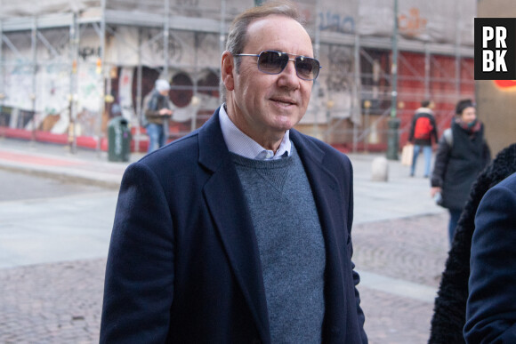 Kevin Spacey à la sortie du musée du cinéma après une visite rapide en vue de sa Masterclass à Turin, Italie, le 13 janvier 2023. © LaPresse/Panoramic/Bestimage