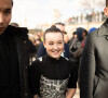 Bella Ramsey au défilé Christian Dior prêt-à-porter automne-hiver 2023/2024 lors de la Fashion Week de Paris (PFW), au jardin des Tuileries à Paris, France, le 28 février 2023