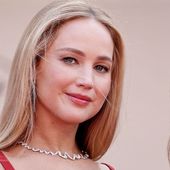 Jennifer Lawrence - Montée des marches du film « Anatomie d’une chute » lors du 76ème Festival International du Film de Cannes, au Palais des Festivals à Cannes. Le 21 mai 2023 © Jacovides-Moreau / Bestimage 