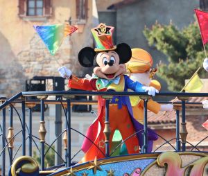 Le parc Disneyland fête son 40ème anniversaire à Tokyo le 10 avril 2023.