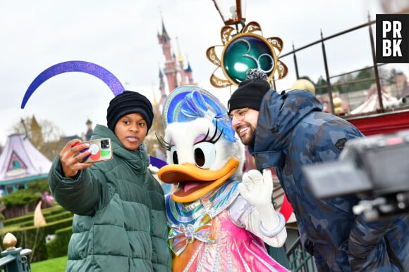 Fadily Camara et son mari Hakim Jemili au Grand Final du 30ème anniversaire de Disneyland Paris, à Marne-la-Vallée, France, le 27 janvier 2023. © Valentin Desjardinsi/Disneyland Paris/Bestimage