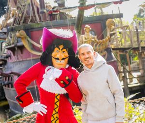 Antoine Griezmann est venu passer une journée à Disneyland Paris, pour profiter de l'ambiance d'Halloween. Le 19 octobre 2022 © Disneyland Paris via Bestimage