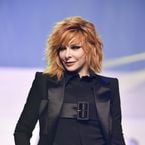 "Tout est chaos" : les concerts de Mylène Farmer au Stade de France annulés à cause des émeutes, les spectateurs sont dégoutés