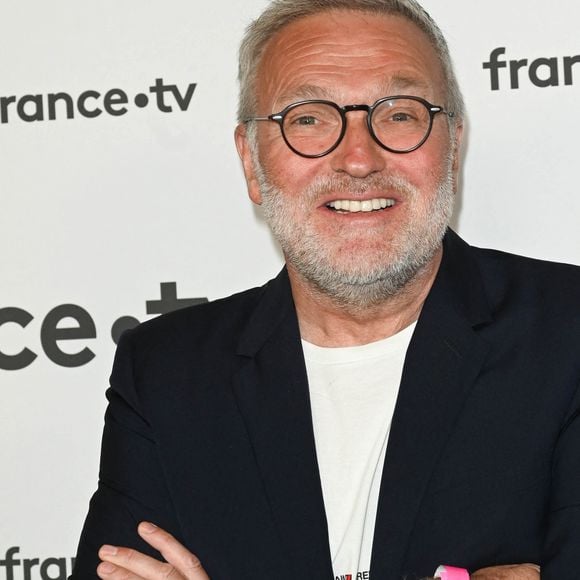 Laurent Ruquier au photocall pour la conférence de presse de rentrée de France TV à la Grande Halle de la Villette à Paris, France, le 6 juillet 2022. © Coadic Guirec/Bestimage