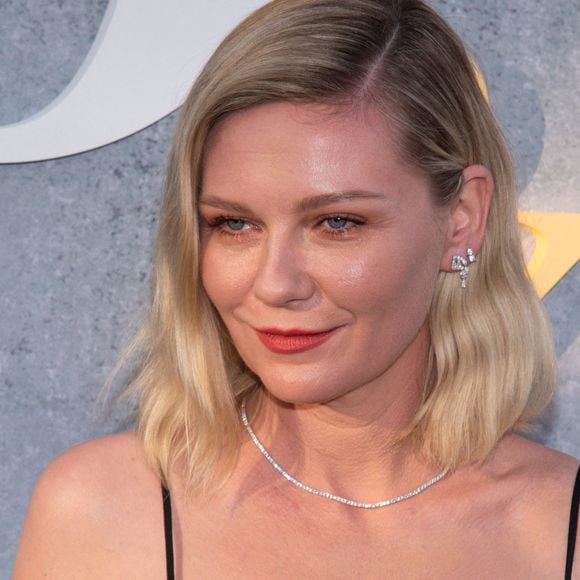 Kirsten Dunst - Photocall de la série "Love and Death" à Los Angeles. Le 26 avril 2023 