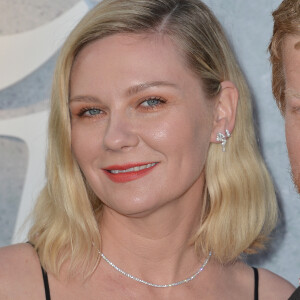 Kirsten Dunst - Photocall de la série "Love and Death" à Los Angeles le 26 avril 2023. 