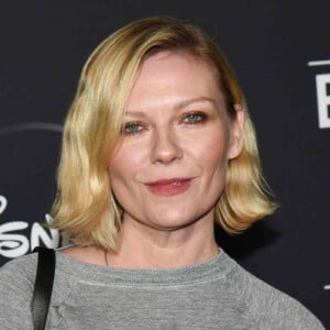 - Kirsten Dunst. - Photocall de la soirée "Disney+ Elton John Live: Farewell from Dodger Stadium" à Los Angeles le 20 novembre 2022. 